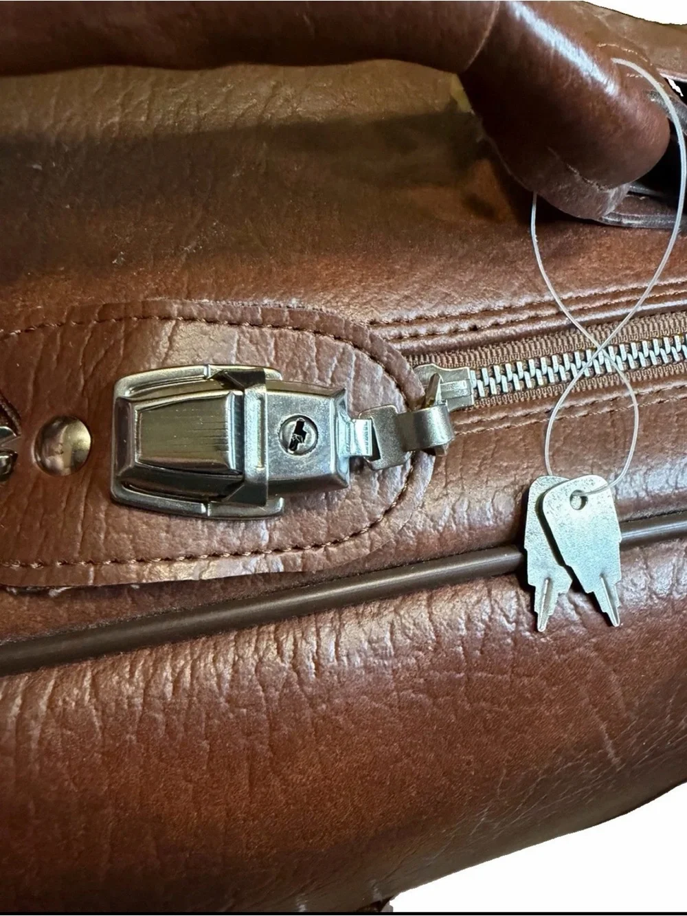 Vintage Brown Leather Suitcase Set 2 Nesting Luggage Keys Clean EUC